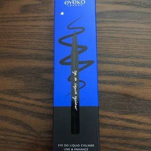Eyeliner London Black liquid eyeliner